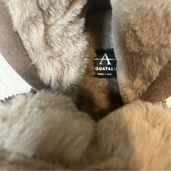 AQUATALIA "WANITA" TAUPE SUEDE LEATHER -FUR / SHEARLING LINED ZIP ANKLE BOOTS - Picture 10 of 14